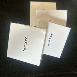 JAXXON White and Cream Home Accessory Set